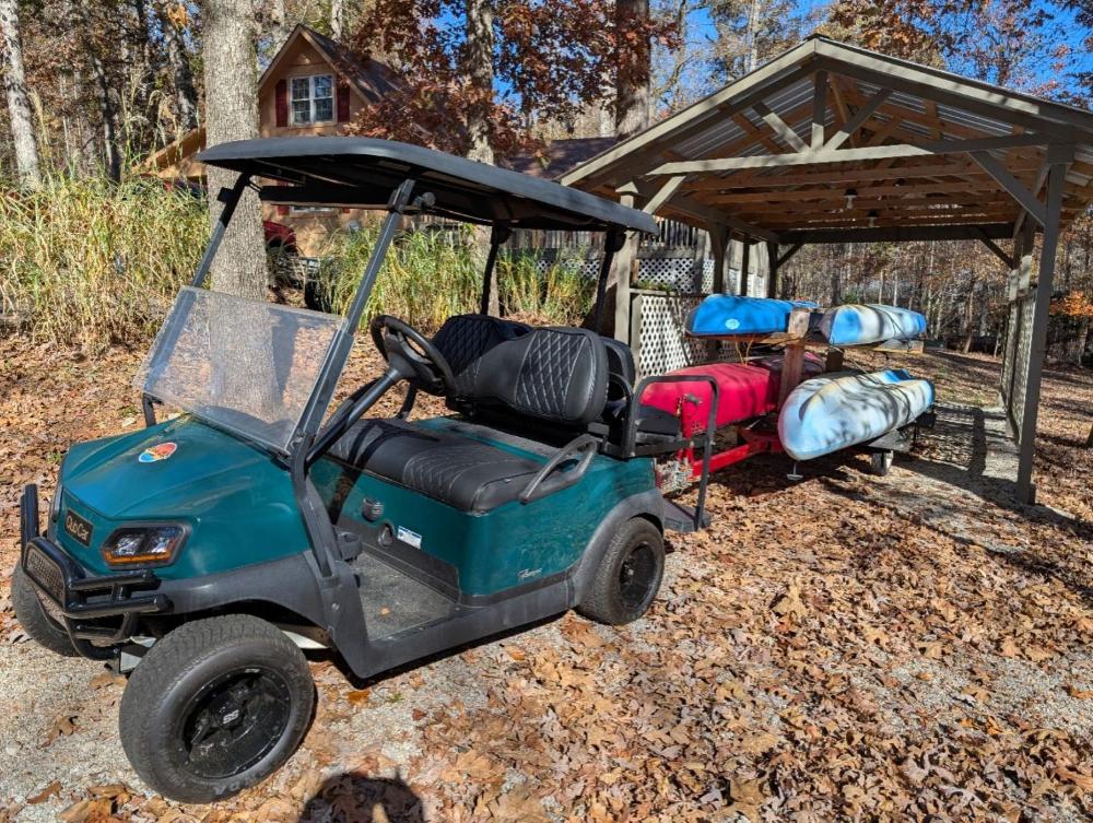 The Lake Place Cabin with Golf Cart and Free Kayaks!